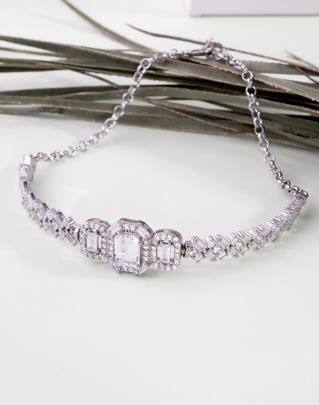 925 Ayar Gümüş Baget Taşlı Bileklik