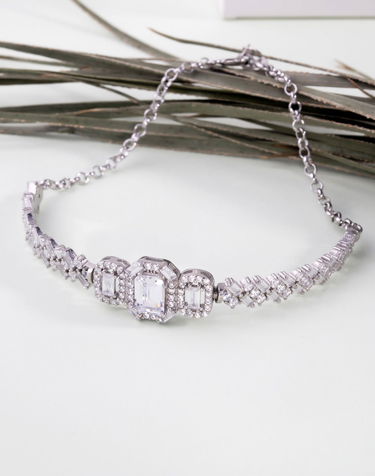 925 Ayar Gümüş Baget Taşlı Bileklik