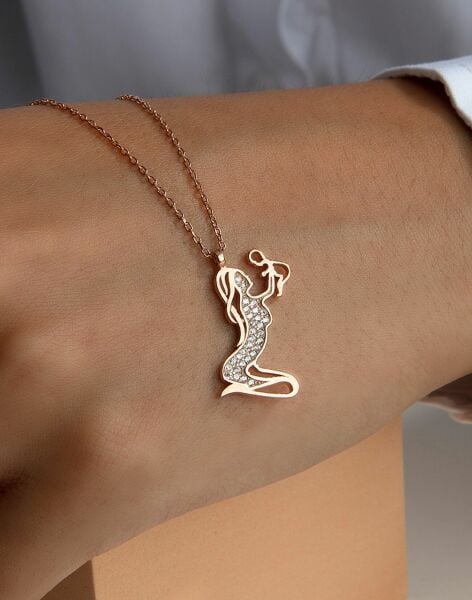 Ana Kucağı Gümüş Kolye