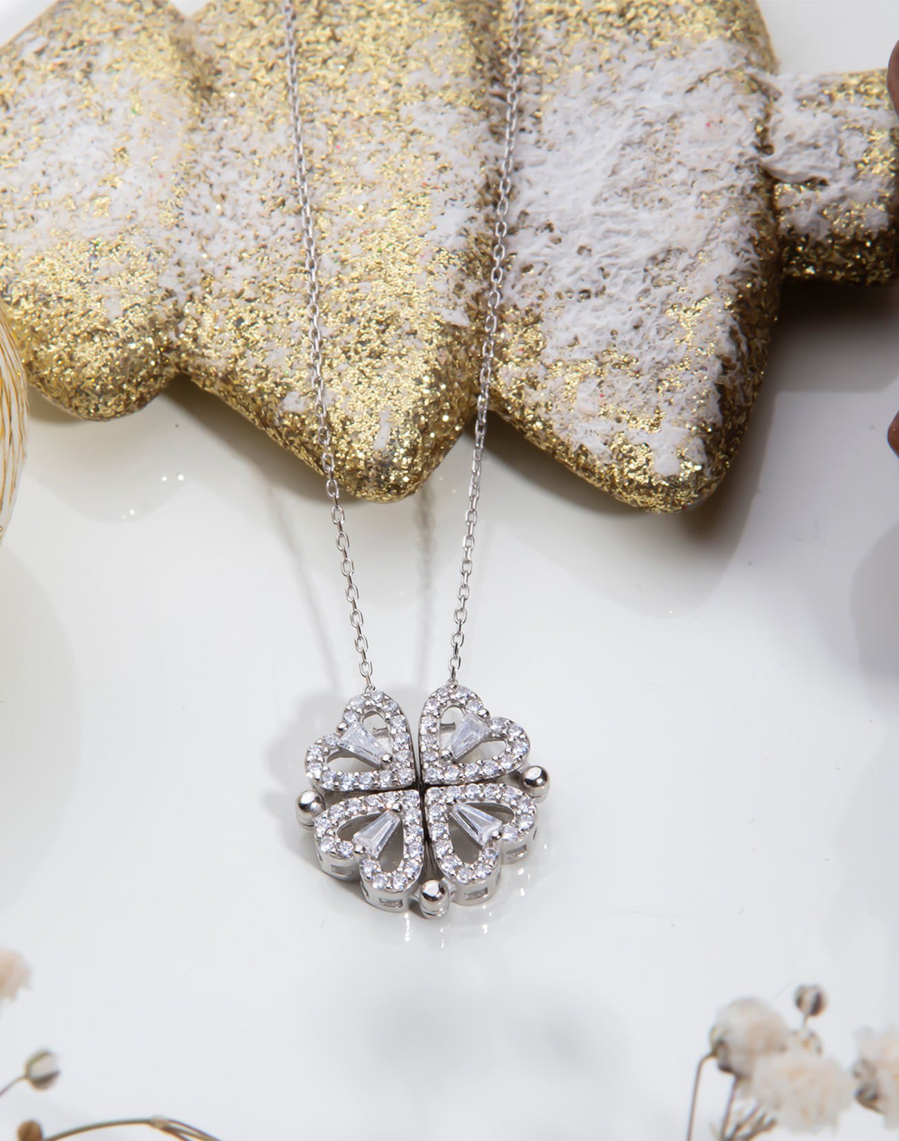 925 Ayar Gümüş Trapez Taşlı Mıknatıslı Kolye Rodyum Kaplama