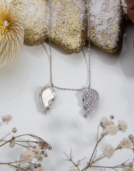 Gümüş Kalp Modeli Mıknatıslı Kolye Rodyum Kaplama