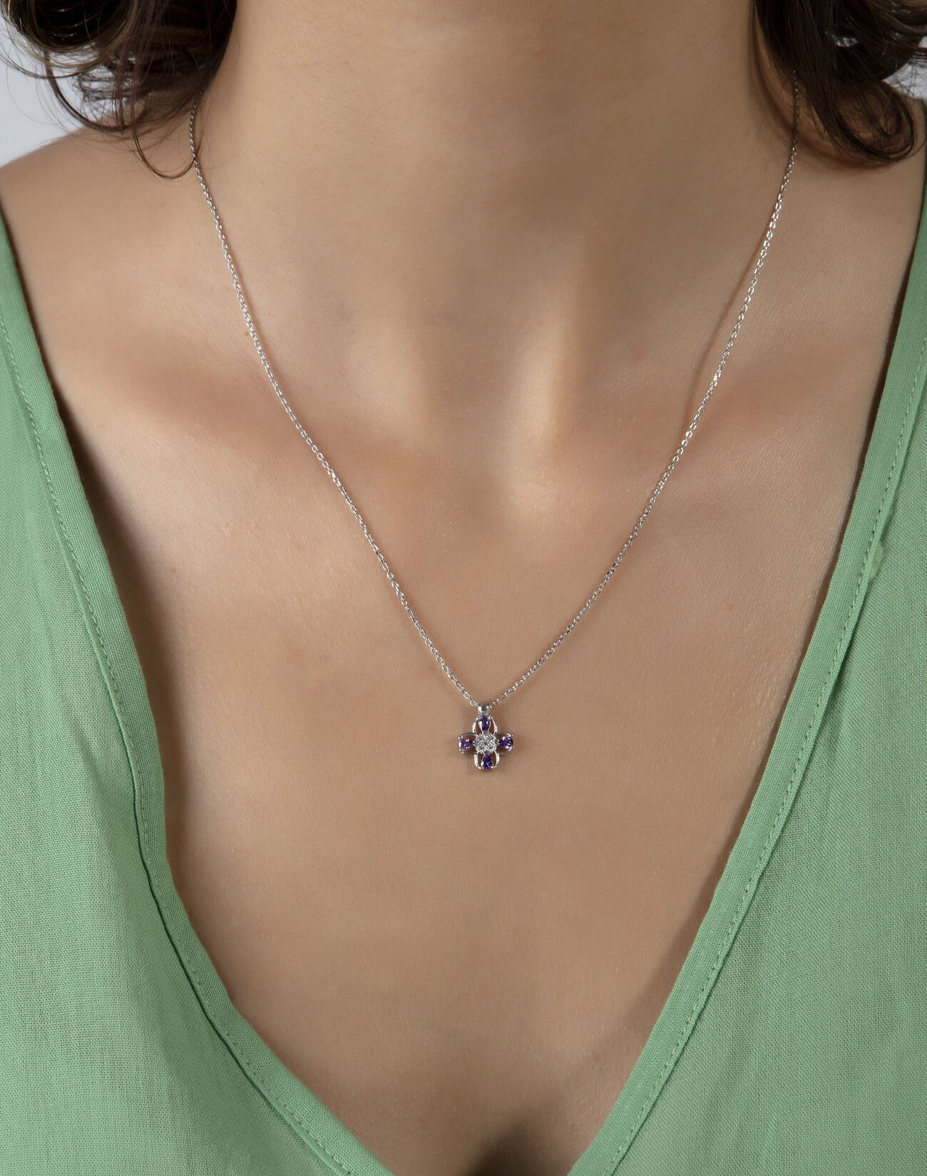 Dört Yapraklı Yonca Gümüş Kolye