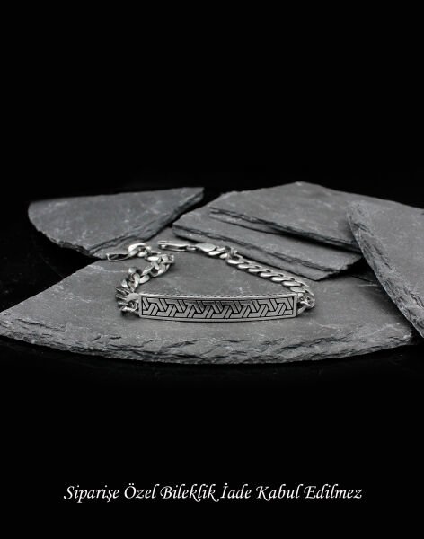 İşlemeli Sütun Gümüş Erkek Bilekliği