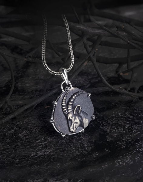 Oğlak Burcu Gümüş Kolye