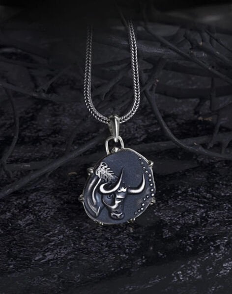 Boğa Burcu Gümüş Kolye