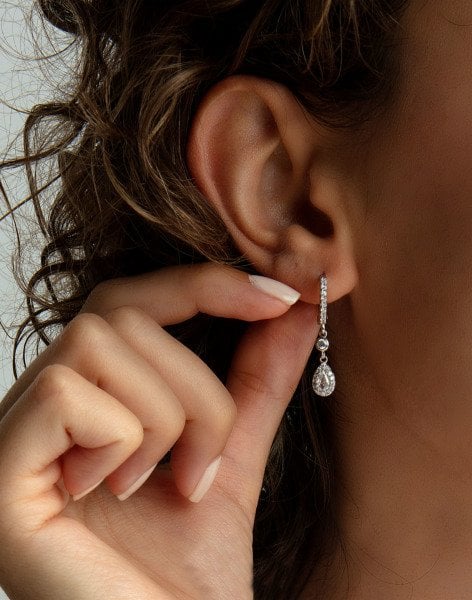 925 Ayar Gümüş Sallantılı Damla Takı Seti