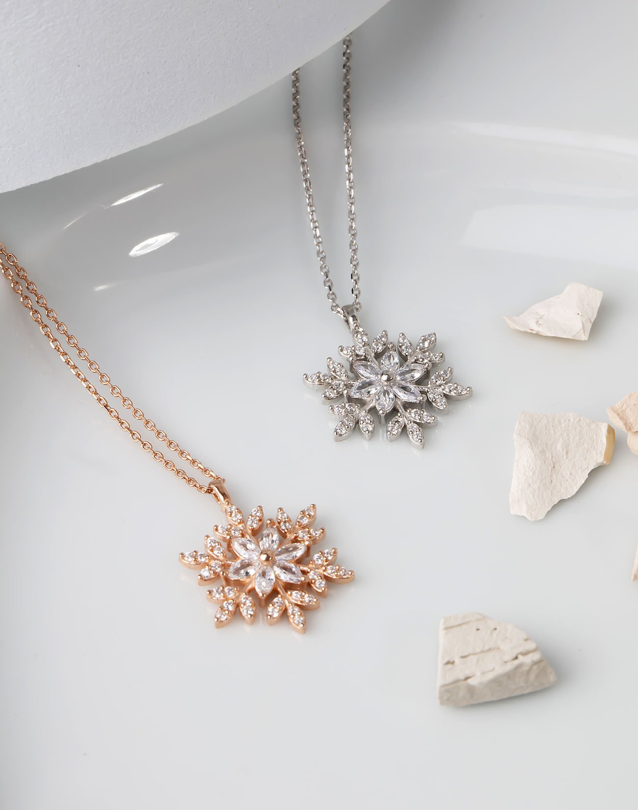 Markiz Taşlı Kar Tanesi Gümüş Kolye