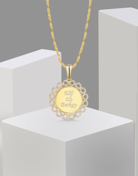 Sonsuzluk Çerçeveli İsimli Gümüş Singapur Kolye