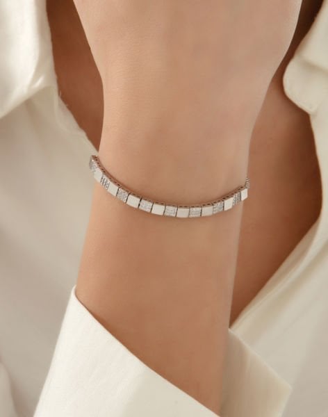 925 Ayar Gümüş Pırlanta Modeli Sıralı Kare Küp Asansörlü Bileklik