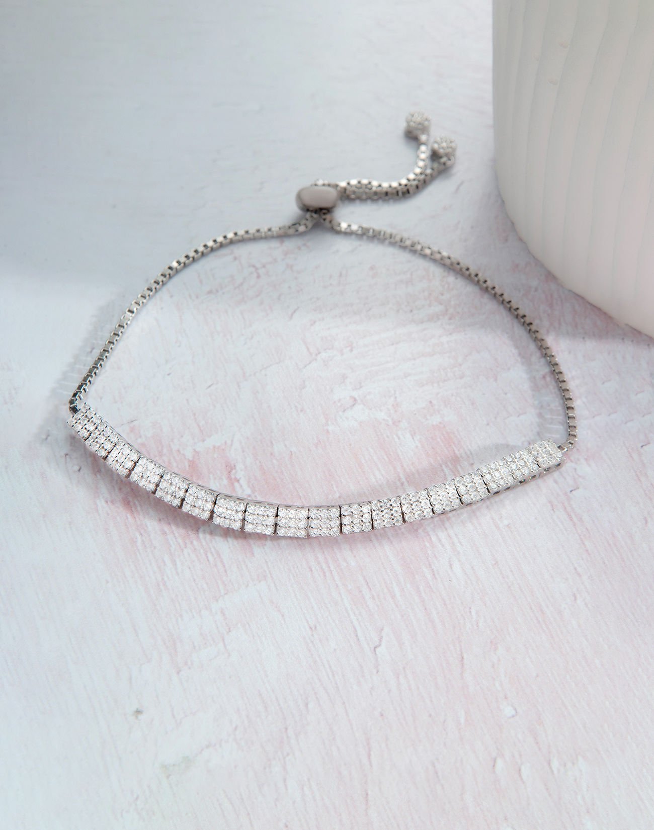 925 Ayar Gümüş Pırlanta Modeli Zirkon Taşlı Kare Asansörlü Bileklik