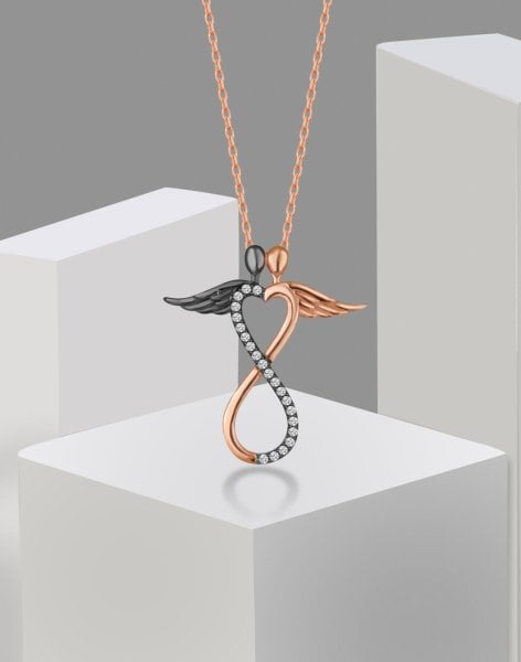 İki İsimli Kanatlı Sarılan Çift Sonsuzluk Kolye