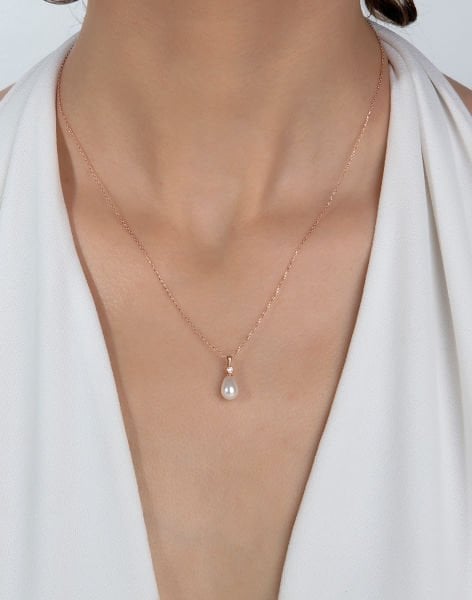 925 Ayar Gümüş Beyaz Damla İnci Kolye