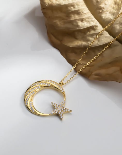 Zarif Tasarımlı Kaz Ayağı Elmas Modeli Ay Yıldız Kolye 14 Ayar Altın Kaplama