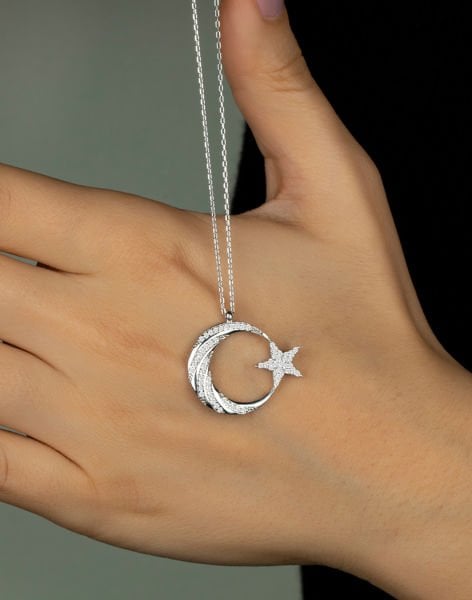 Zarif Tasarımlı Kaz Ayağı Elmas Modeli Ay Yıldız Kolye Rodyum Kaplama