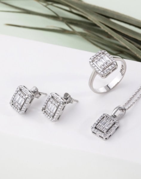Baget Taşlı Gümüş Takı Seti