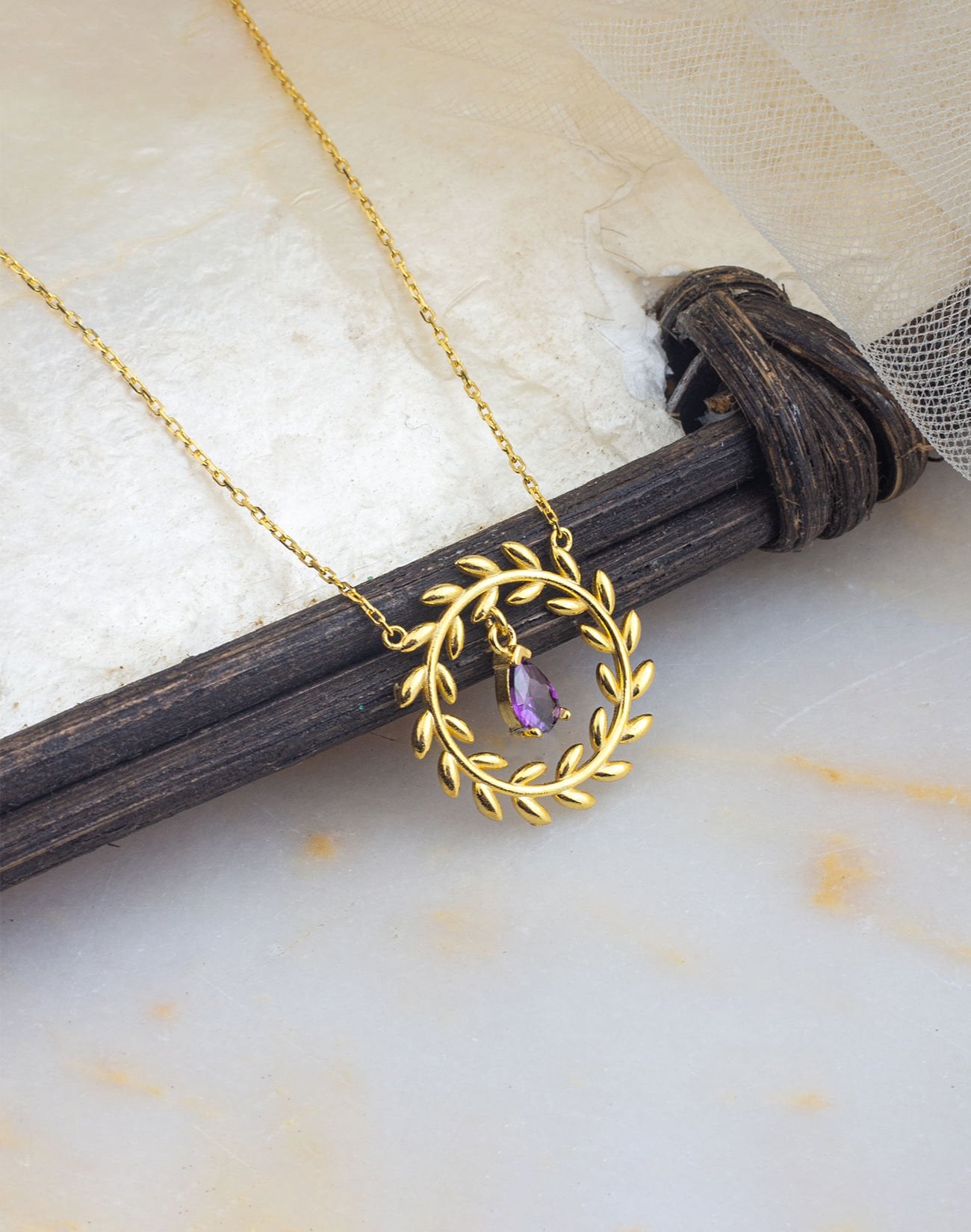 925 Ayar Başak Modeli Damla Taşlı Gümüş Kolye MOR